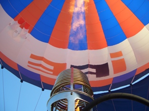 Ballonhuelle-Ballonkorb-Vip-Ballonfahrt-Hochzeitsgeschenk